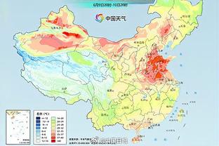 贝蒂斯主场下起“娃娃雨”，将送给贫困儿童当圣诞礼物